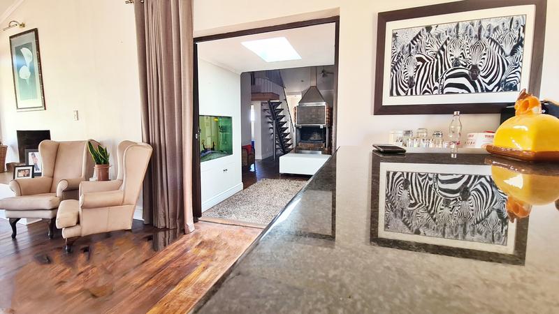 5 Bedroom Property for Sale in Klein Dassenberg Western Cape